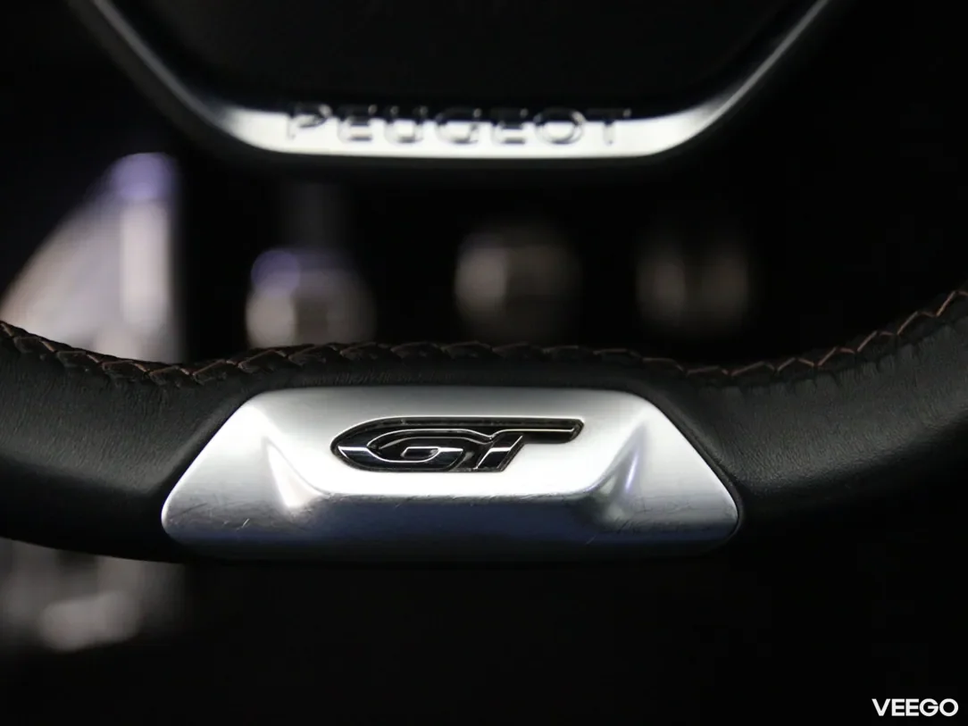 Peugeot 5008 1.2 96kW