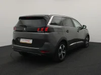 Peugeot 5008 2 130kW thumbnail