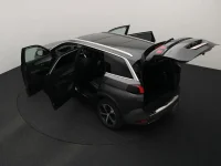 Peugeot 5008 2 130kW thumbnail