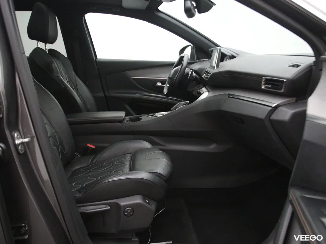 Peugeot 5008 2 130kW