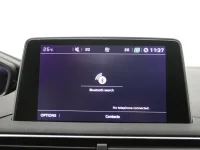 Peugeot 5008 2 130kW thumbnail