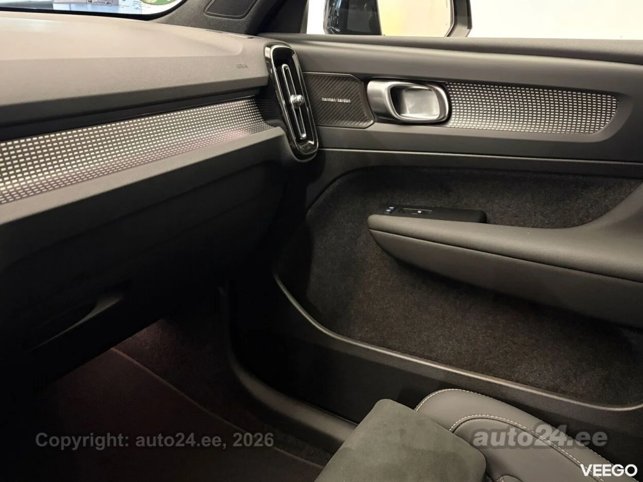 Volvo XC40 B3 H&K 2 120kW