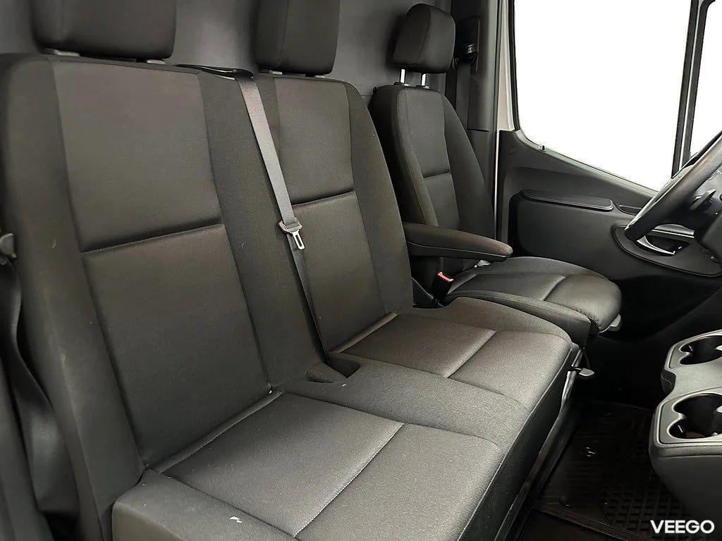 Mercedes-Benz Sprinter 55 kWh L2H2 / V-inredd / Moms 85kW
