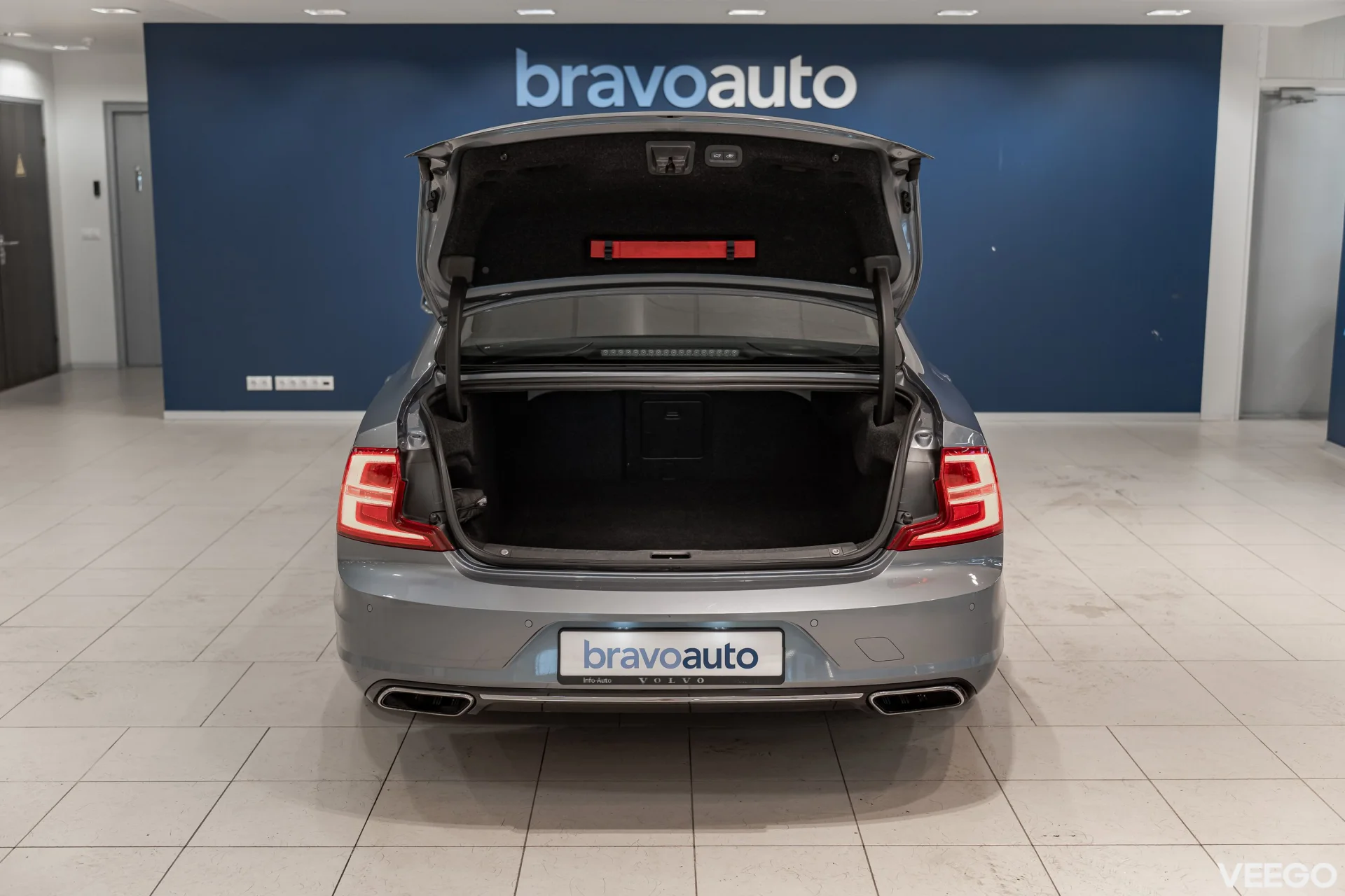Volvo S90 Inscription AWD D5 2 173kW