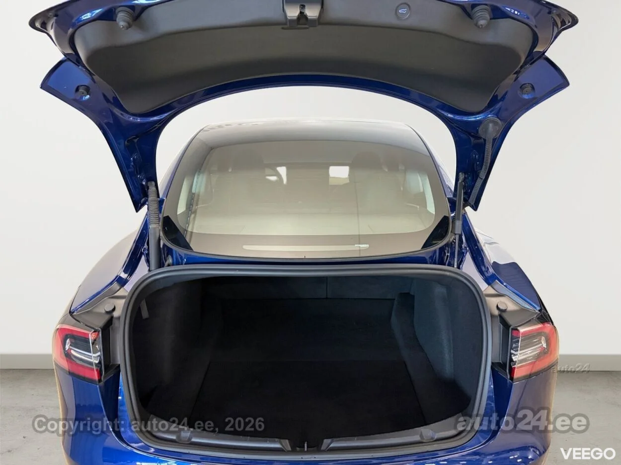 Tesla Model 3 Dual Motor Long Range 366kW