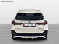 BMW iX1 xDrive30 M Sport Dragkrok Rattvärme Sportstolar 0kW