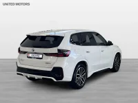 BMW iX1 xDrive30 M Sport Dragkrok Rattvärme Sportstolar 0kW