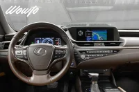 Lexus ES 300 300h 2.5 E-CVT 218HK Comfort /Taklucka 160kW