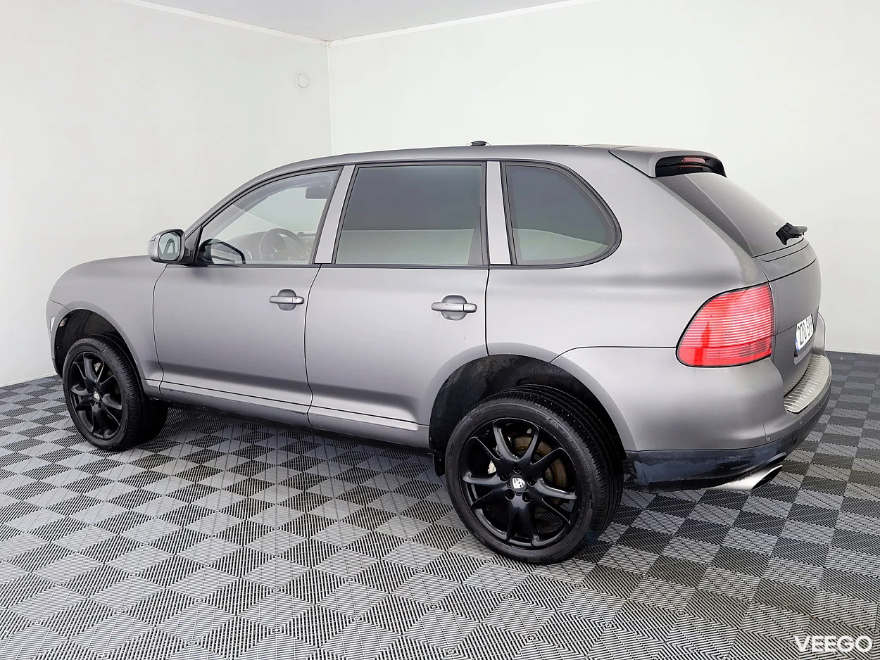 Porsche Cayenne 4.5 251kW