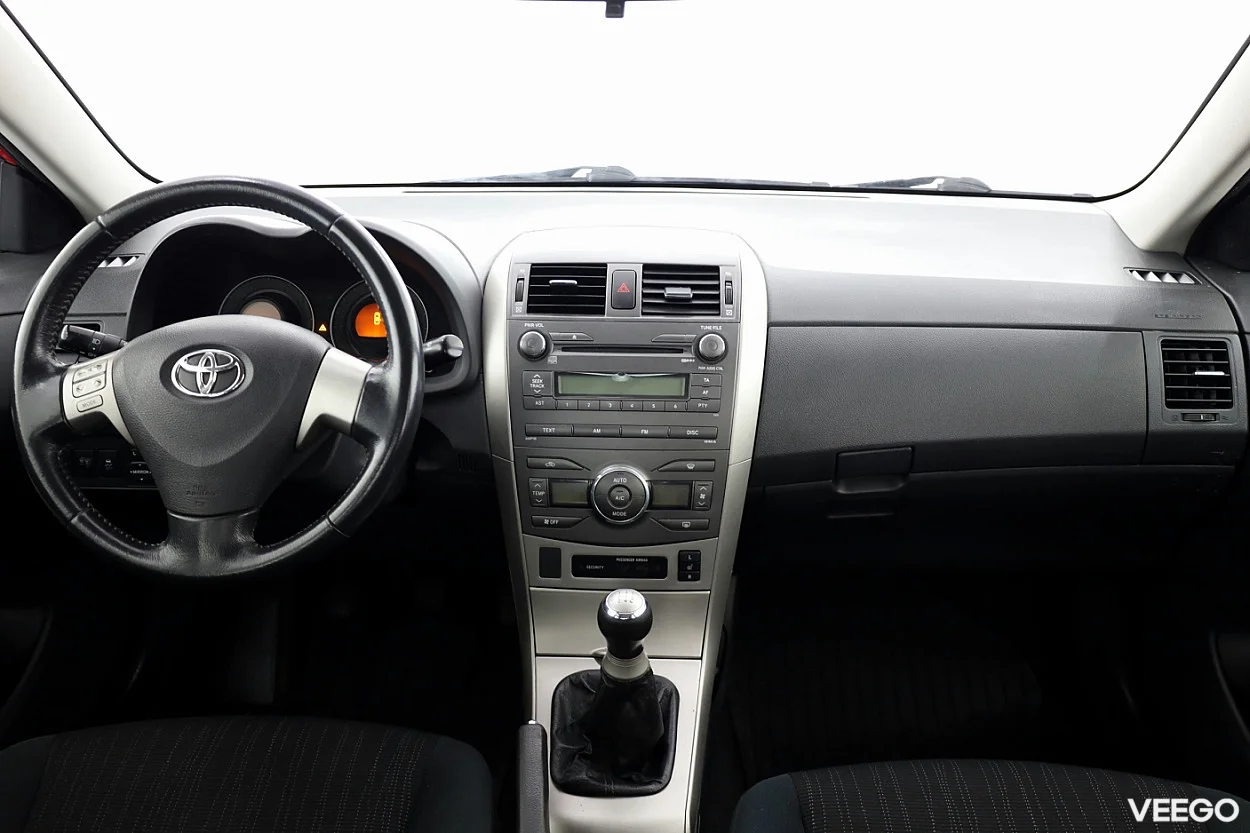 Toyota Corolla 1.6 91kW