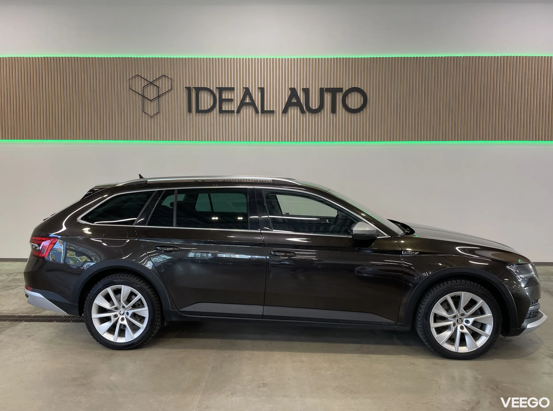 Skoda Superb Scout Combi FL 2 206kW