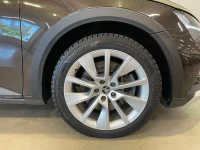 Skoda Superb Scout Combi FL 2 206kW thumbnail