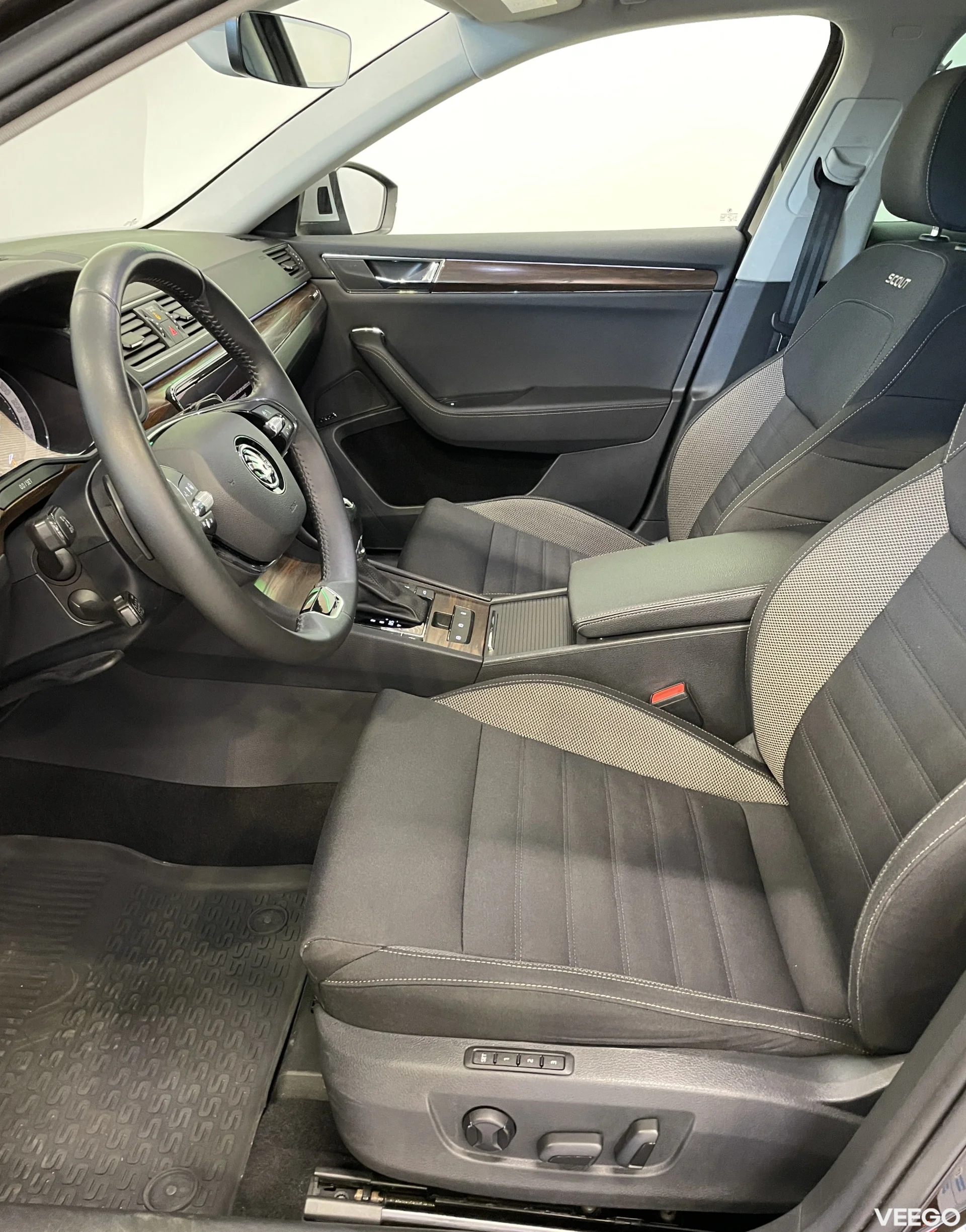 Skoda Superb Scout Combi FL 2 206kW