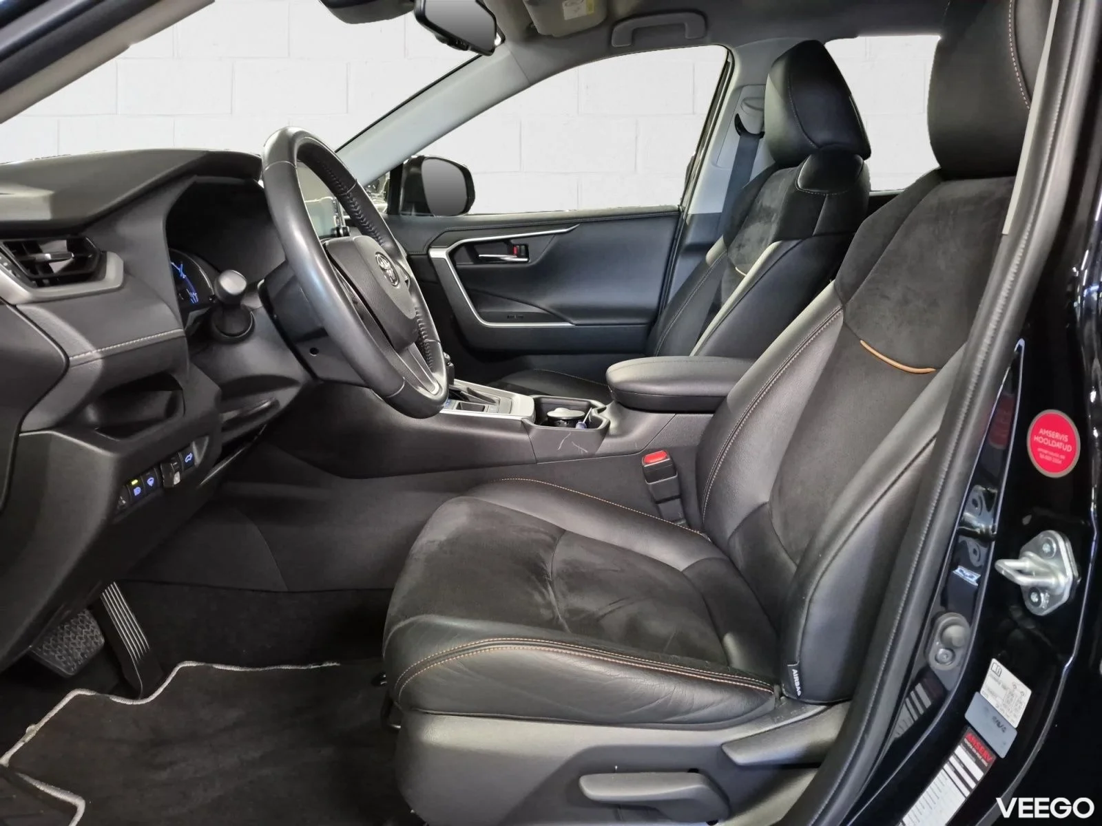 Toyota RAV4 Luxury Plus 2.5 131kW