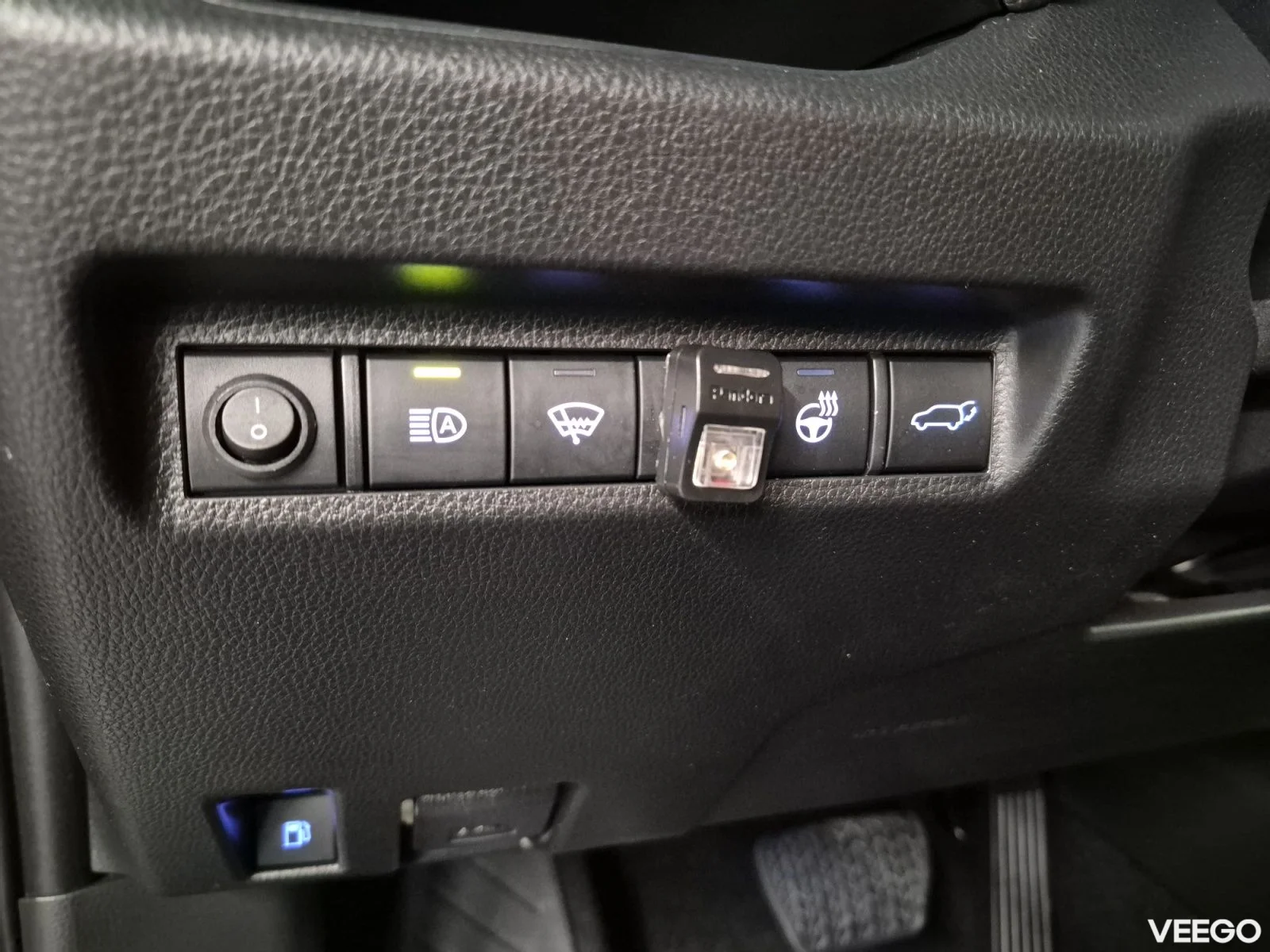 Toyota RAV4 Luxury Plus 2.5 131kW