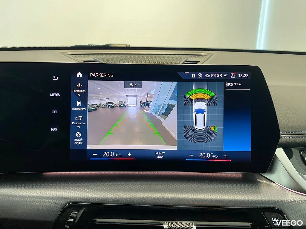 BMW iX1 xDrive30 Adaptivt M-chassi Parkeringsassistans 0kW