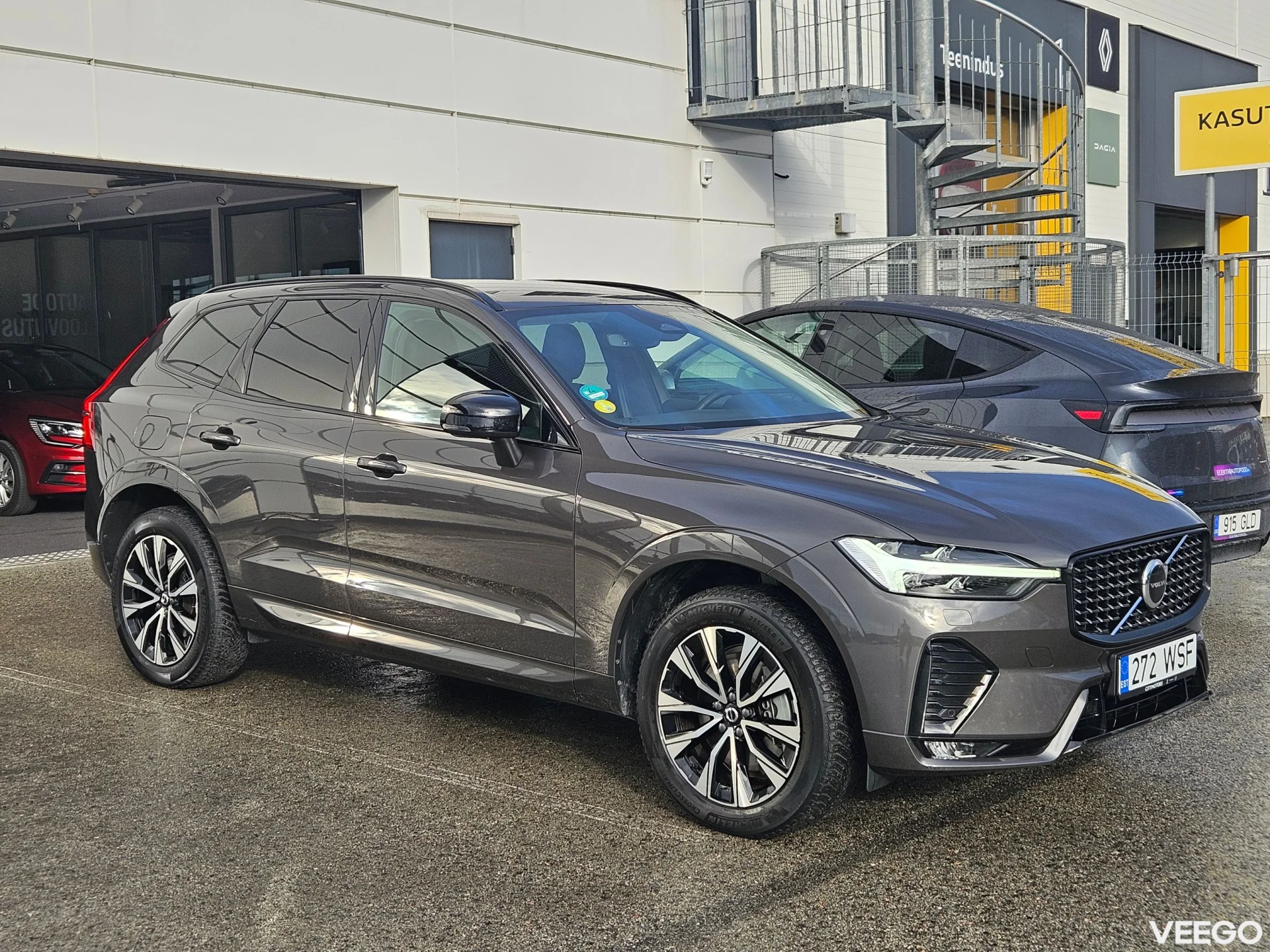 Volvo XC60 B4 Mild-Hybrid Plus Dark AWD 2 145kW