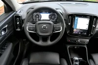 Volvo XC40 H&K INSCRIPTION INTELLI SAFE MY23 1.5 155kW thumbnail