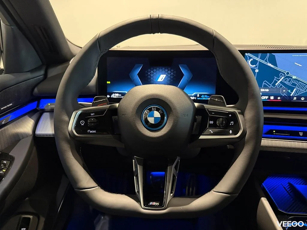 BMW 530 xDrive Touring M Sport Business Drag HUD H/K Adpt Farth 0kW