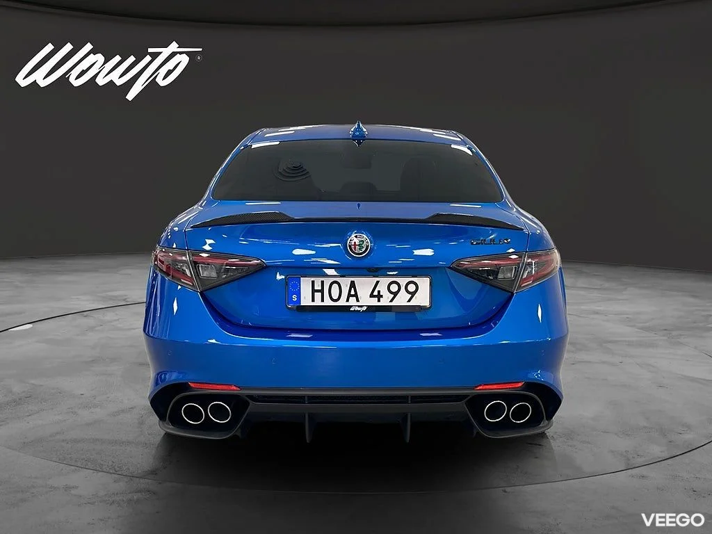 Alfa Romeo Giulia Quadrifoglio V6 510HK /H/K /Svensksåld 375kW