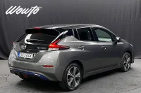 Nissan Leaf e+ 62 kWh 217HK N-Connecta /360 /Moms 160kW thumbnail