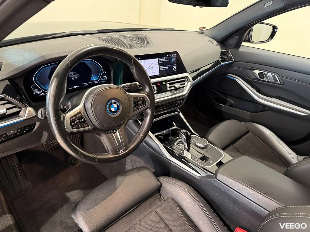 BMW 330 xDrive, Sportline, Drag, Värmare, HiFi, Adpt Fart 0kW