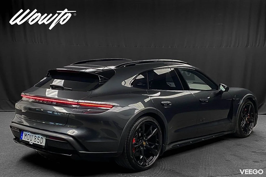 Porsche Taycan 4S Cross Turismo 571HK /18-Vägs /Bose/Se Spec 420kW