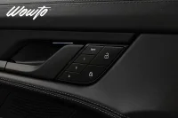 Porsche Taycan 4S Cross Turismo 571HK /18-Vägs /Bose/Se Spec 420kW thumbnail