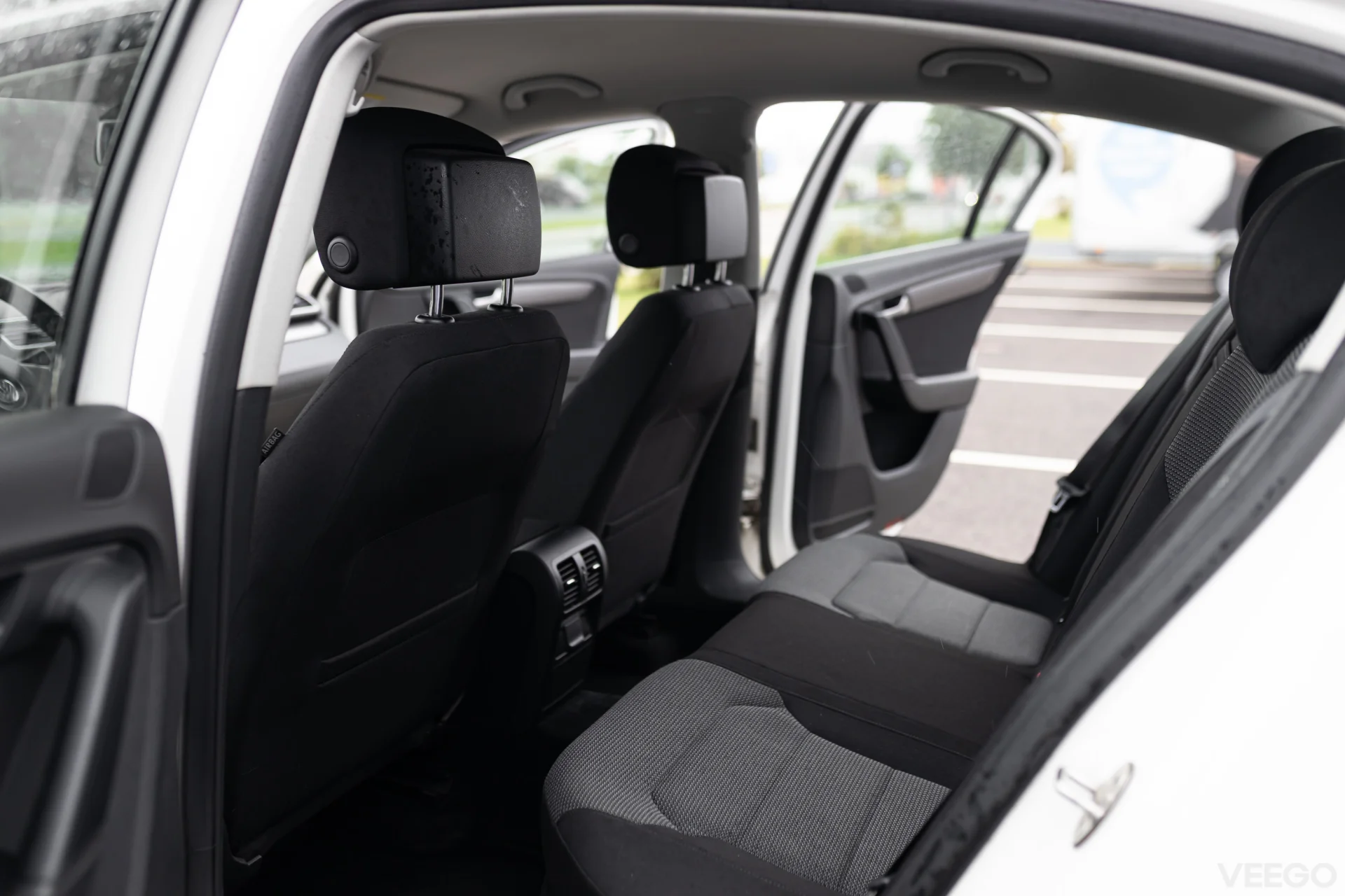 Volkswagen Passat Elegance 2.0 103kW