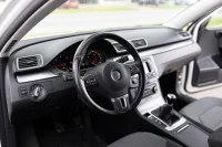 Volkswagen Passat Elegance 2.0 103kW thumbnail