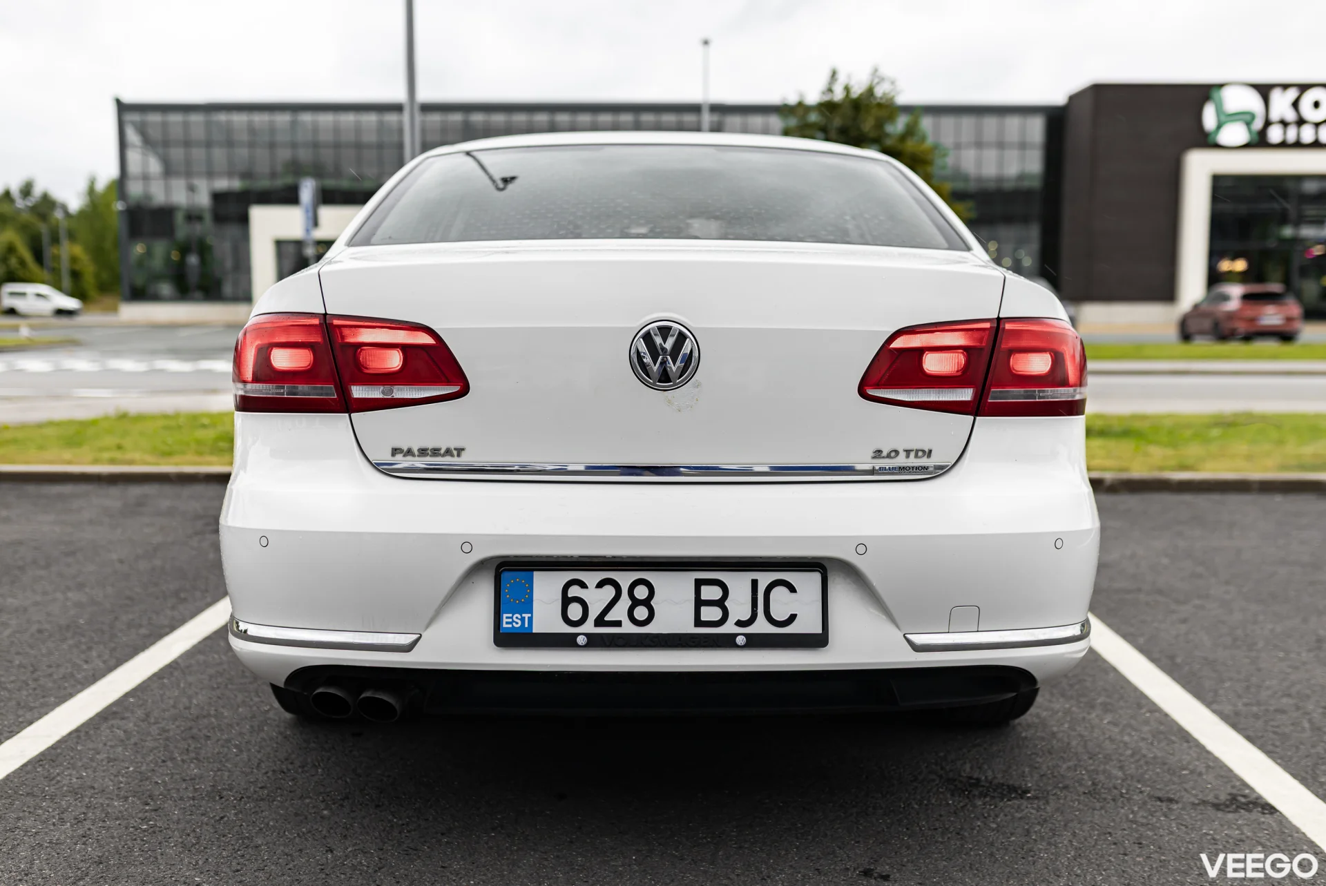 Volkswagen Passat Elegance 2.0 103kW