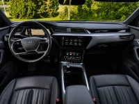 Audi e-tron Sportback 158kW thumbnail