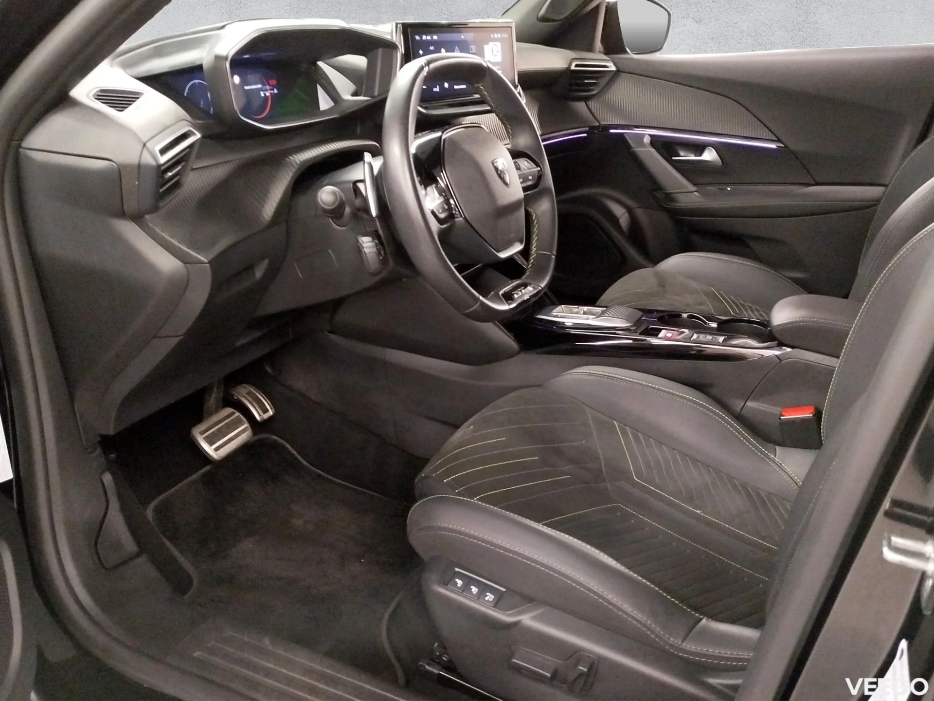 Peugeot 2008 GT Hybrid 145 e-DCS6 100kW