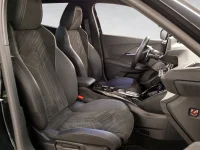 Peugeot 2008 GT Hybrid 145 e-DCS6 100kW thumbnail