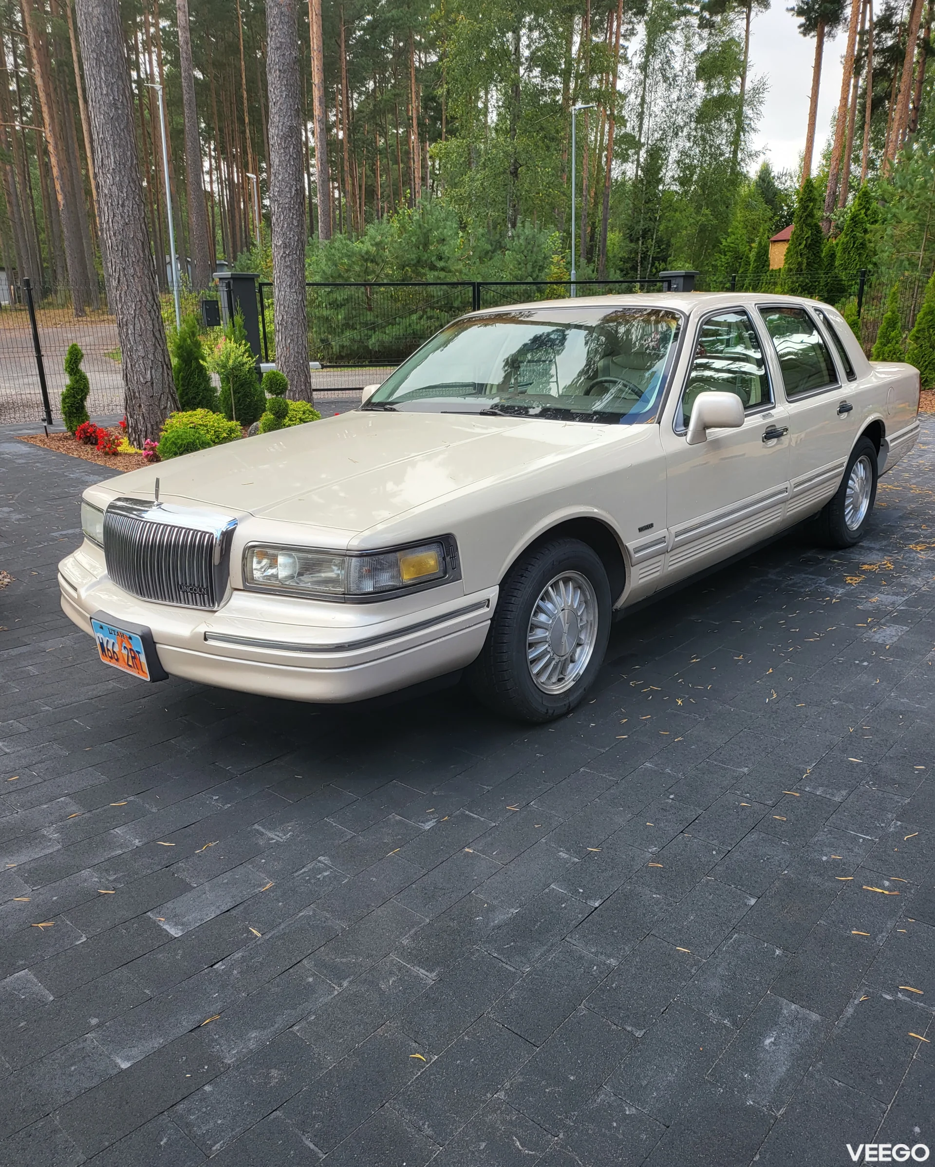 Lincoln Town Car Cartier 4600 0kW