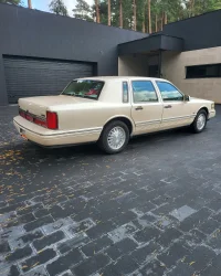Lincoln Town Car Cartier 4600 0kW thumbnail