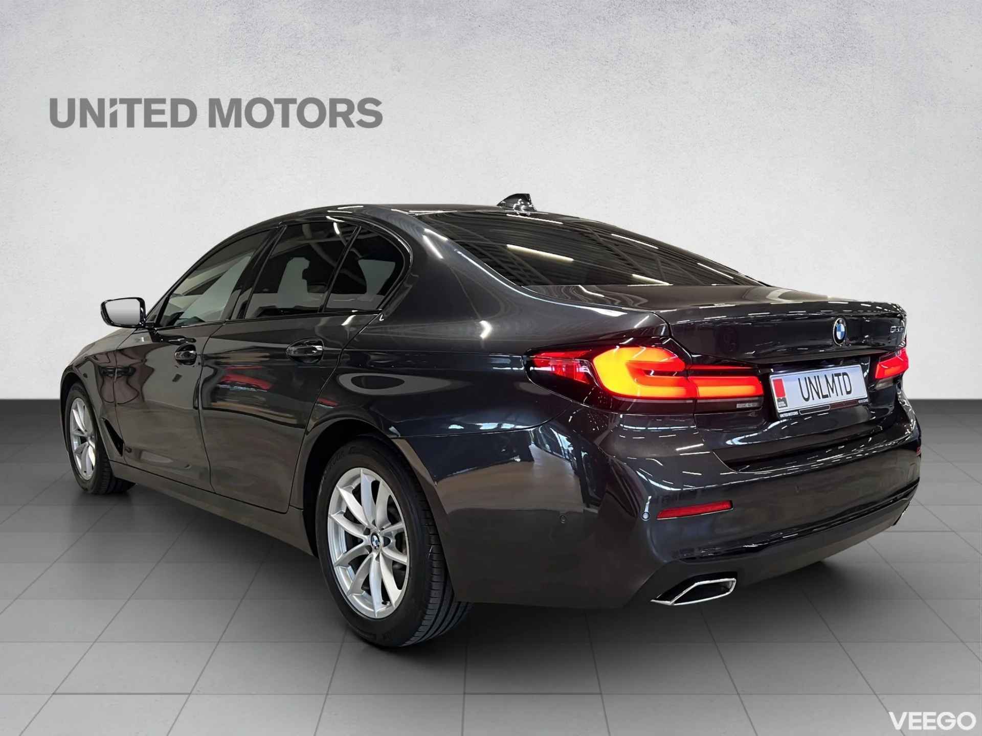 BMW 520 - 2 140kW