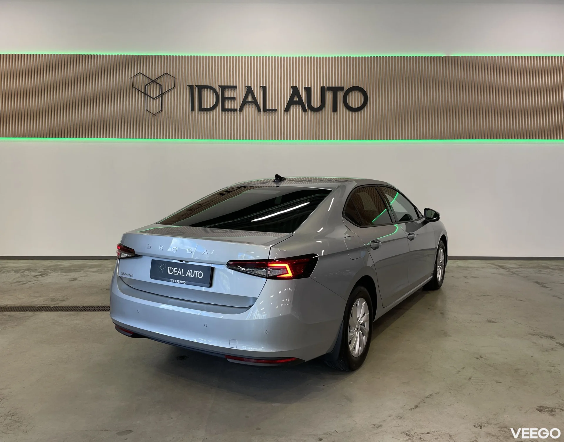 Skoda Superb HB Essence 1.5 110kW