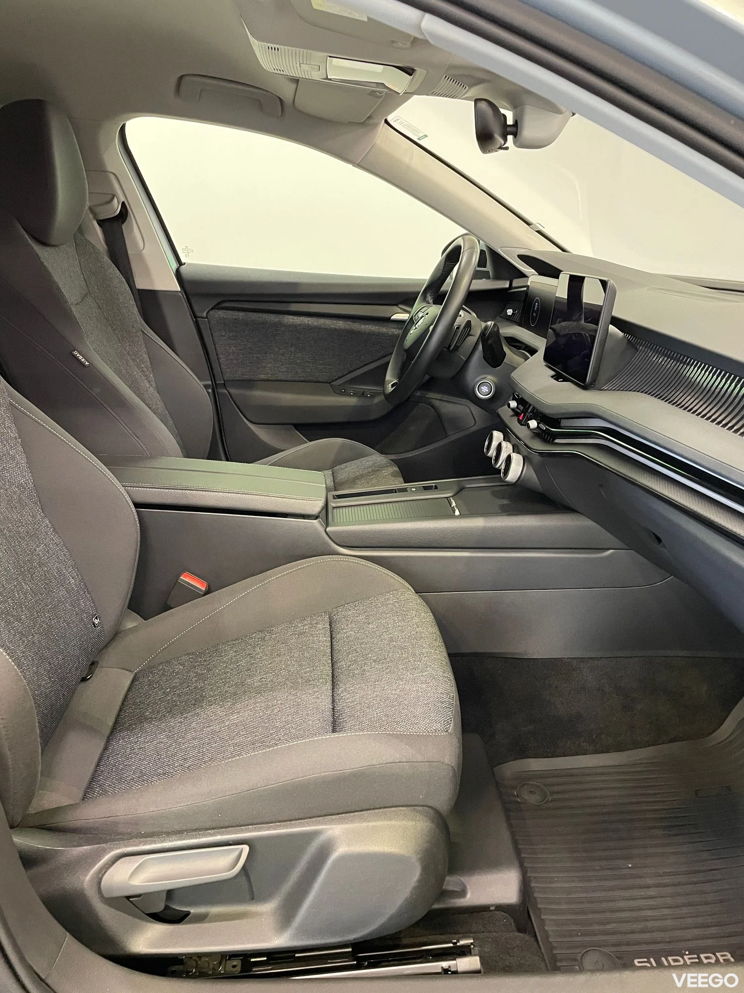 Skoda Superb HB Essence 1.5 110kW