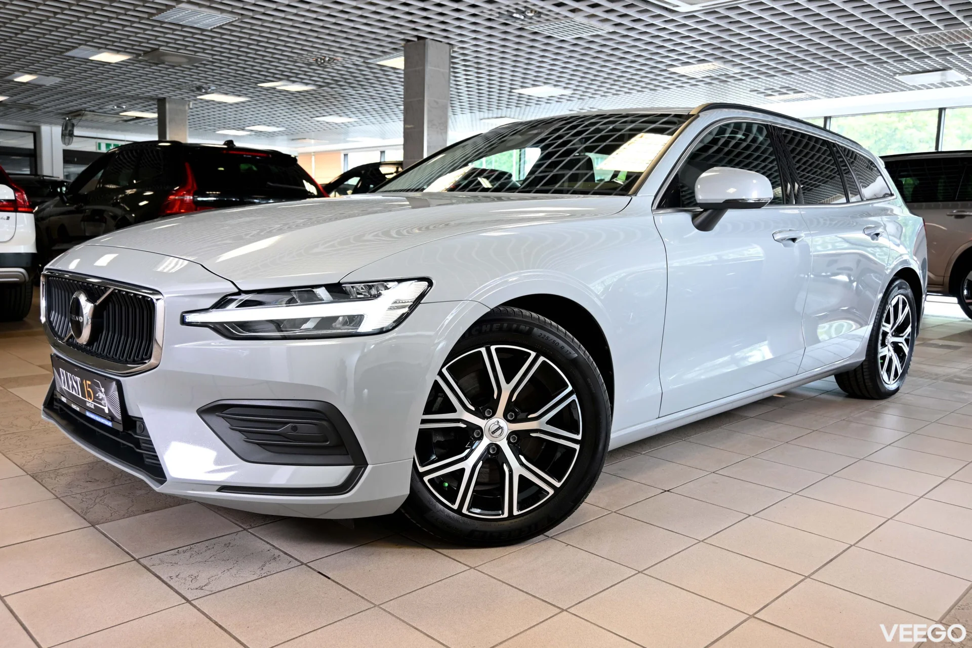 Volvo V60 BRIGHT PLUS INTELLI SAFE MY24 2 120kW