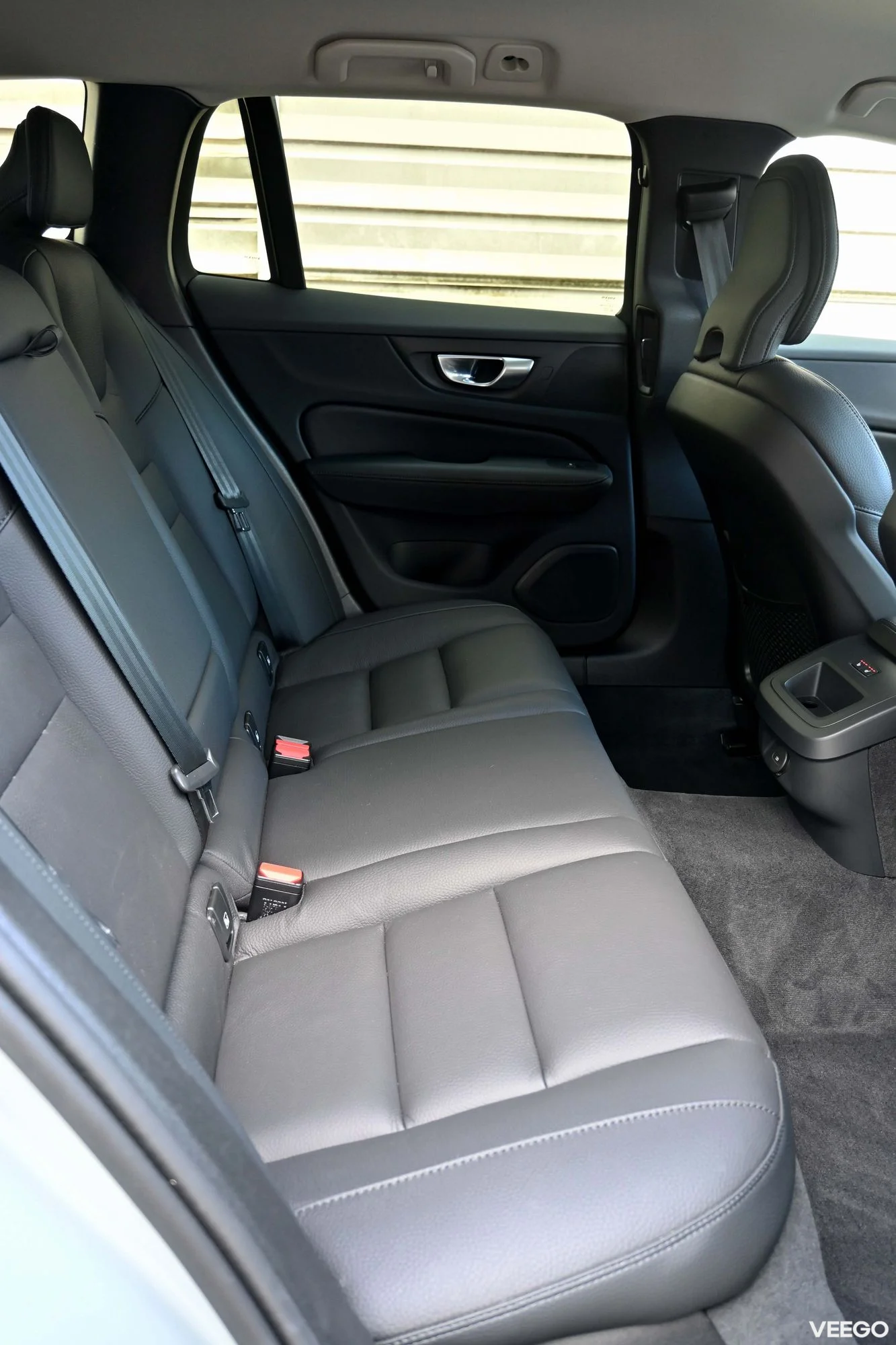 Volvo V60 BRIGHT PLUS INTELLI SAFE MY24 2 120kW