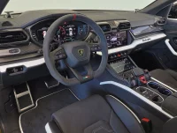 Lamborghini Urus - 4 588kW thumbnail