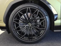 Lamborghini Urus - 4 588kW thumbnail