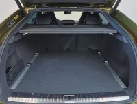 Lamborghini Urus - 4 588kW thumbnail