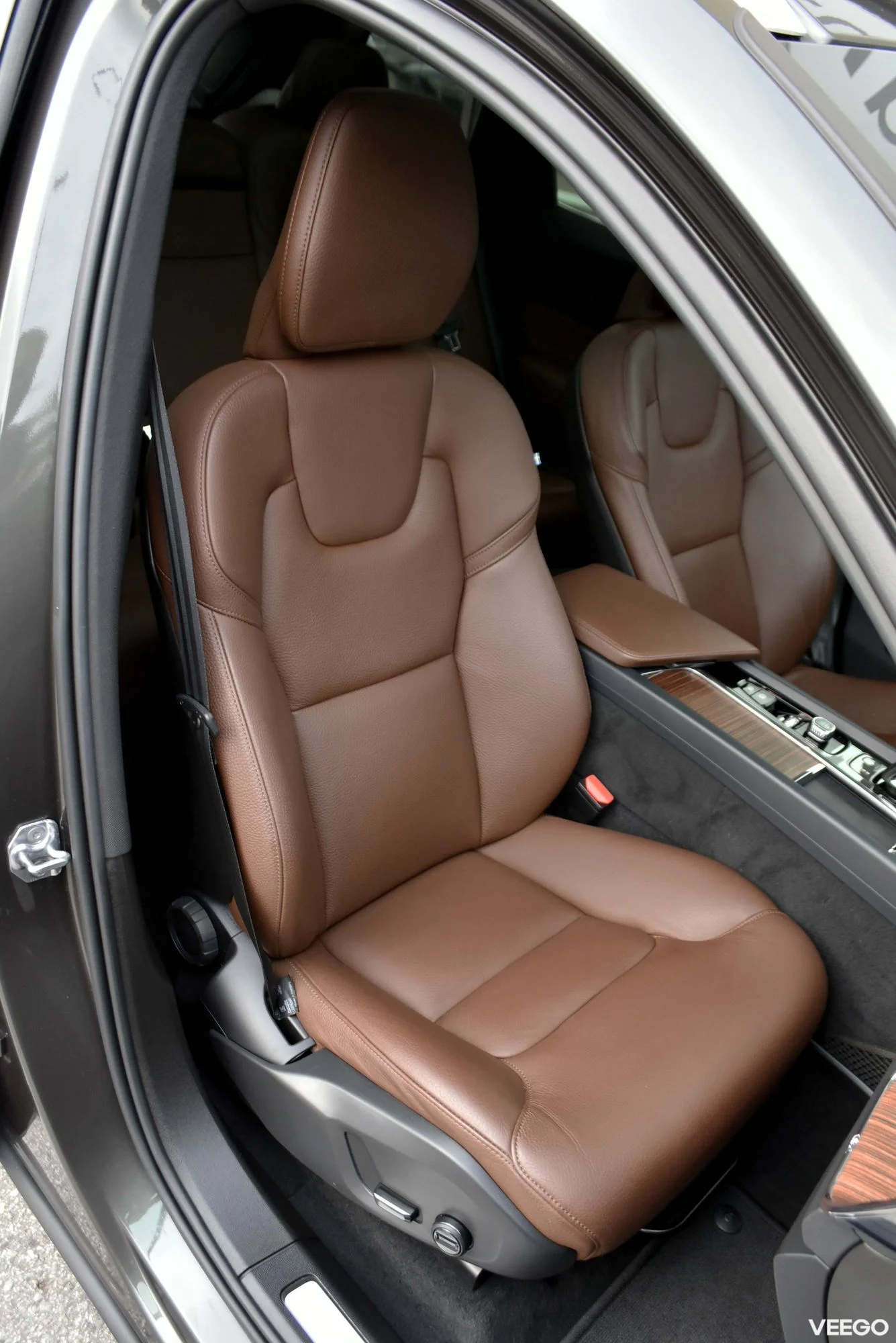 Volvo XC60 AWD H&K INSCRIPTION INTELLI SAFE PRO XENIUM 251kW