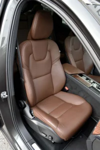 Volvo XC60 AWD H&K INSCRIPTION INTELLI SAFE PRO XENIUM 251kW thumbnail