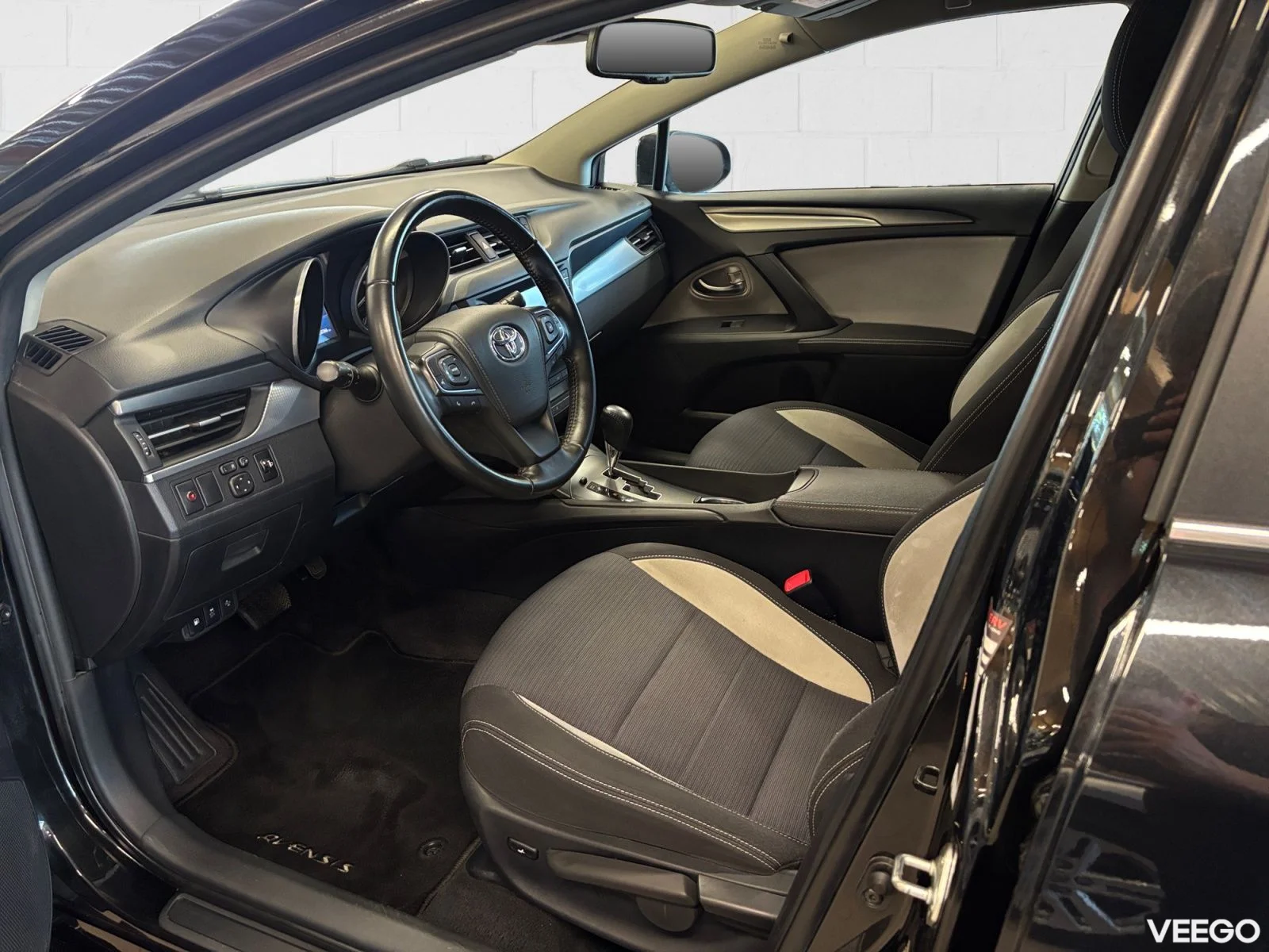 Toyota Avensis Active 1.8 108kW
