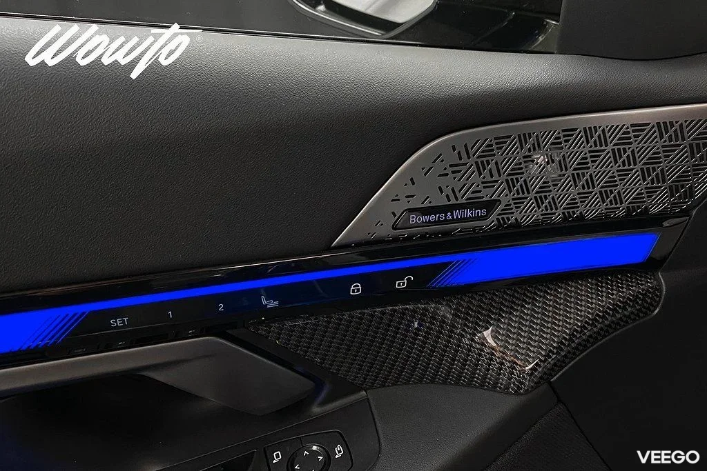 BMW M5 Sedan 727HK /Keramiska /B&W /HuD /Se Spec /Moms 535kW