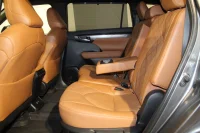 Toyota Highlander Premium AWD 2.5 140kW thumbnail