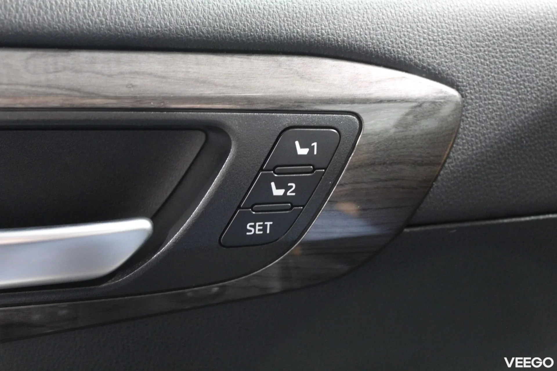 Toyota Highlander Premium AWD 2.5 140kW